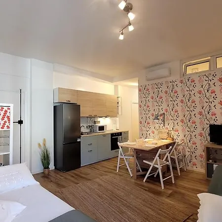 Casa 99 *